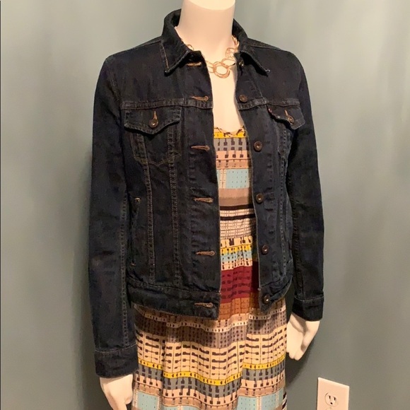 Levi’s Dark Rinse Denim Jean Jacket Size Small - Picture 1 of 7